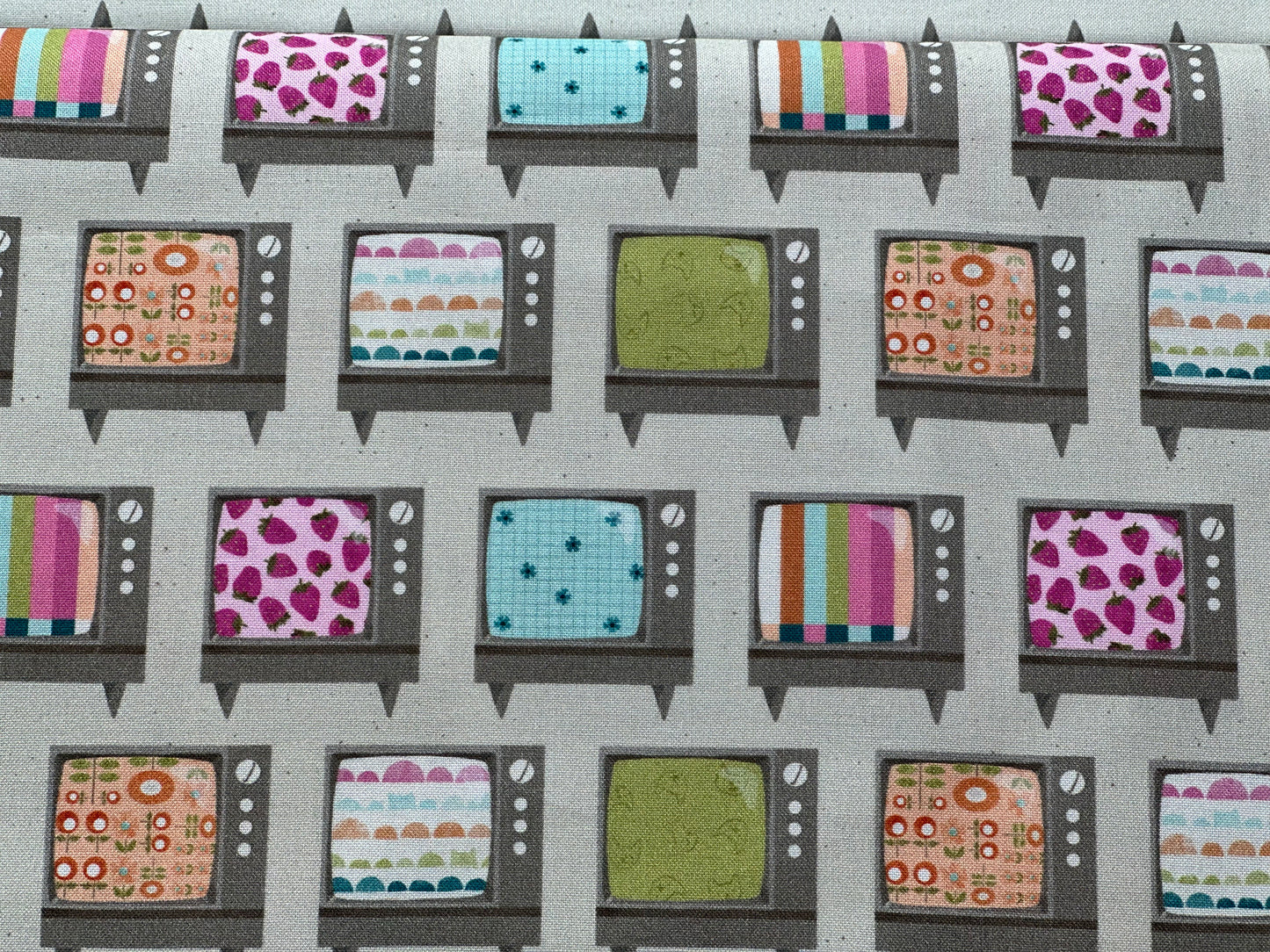 Dear Stella-Lazy Sunday/Chill Pammie Jane Fabric Retro Tv