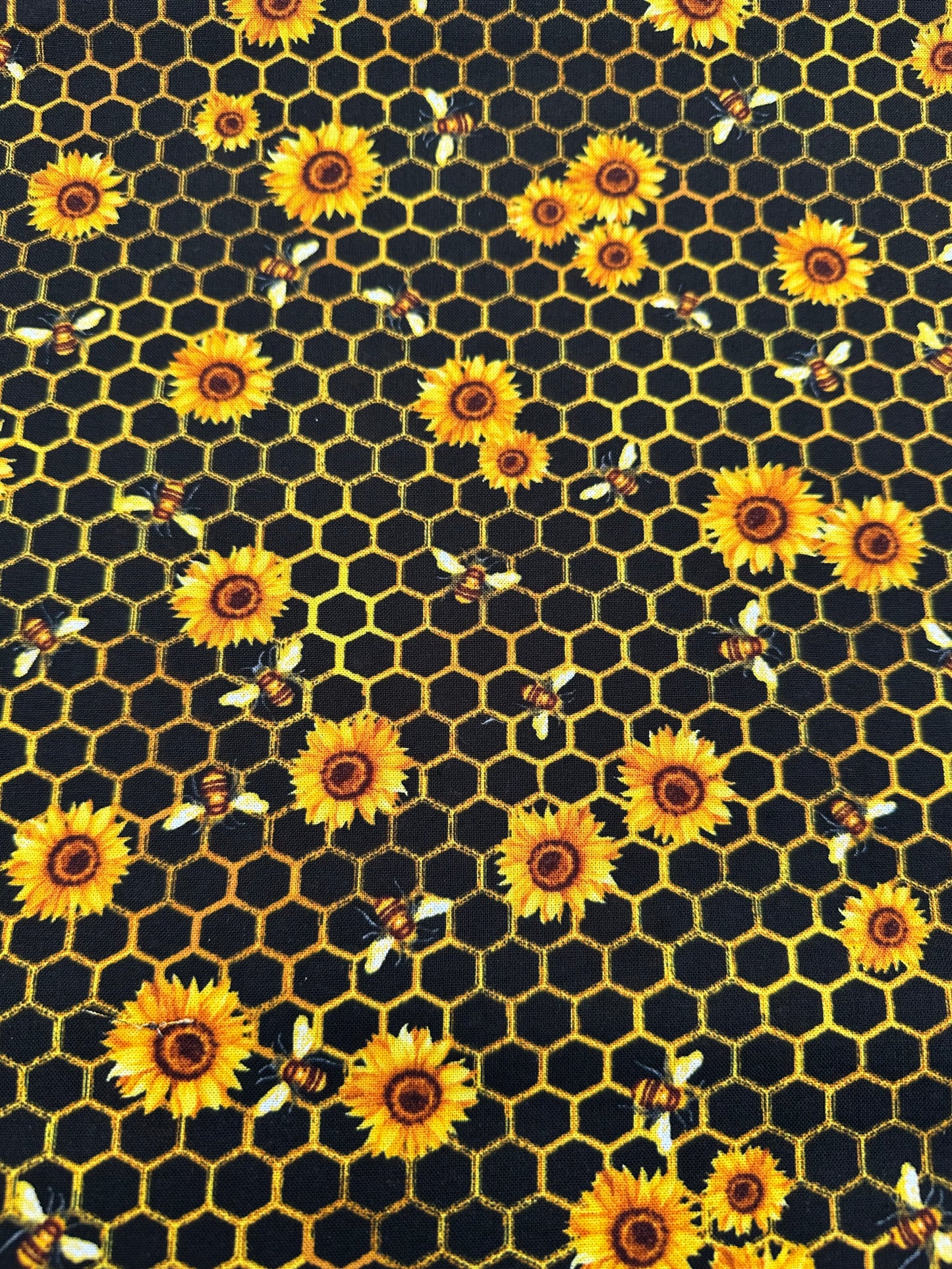 Hi Fashions Sunflowers and Bees Black 1437