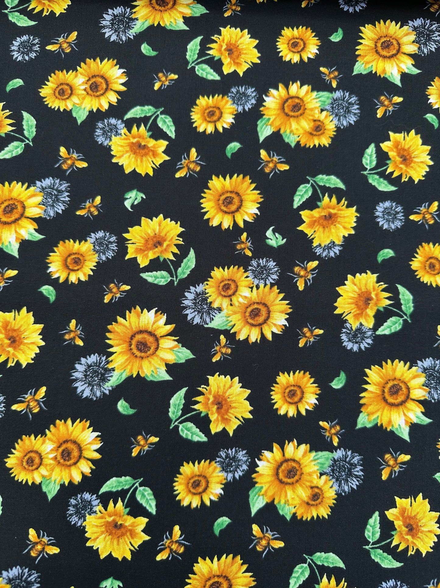 Hi Fashions Sunflowers and Bees Black Sunflower