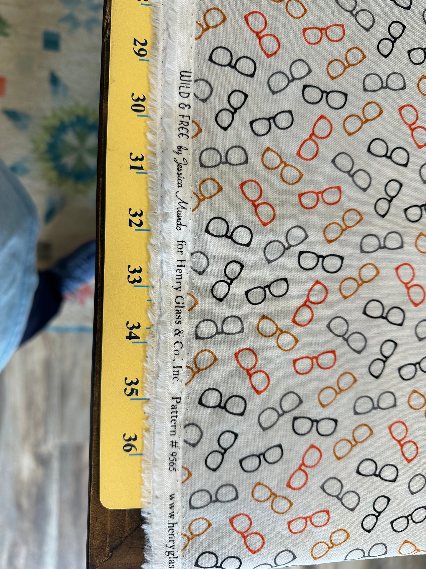 Gray Tossed Glasses Wild & Free 9565