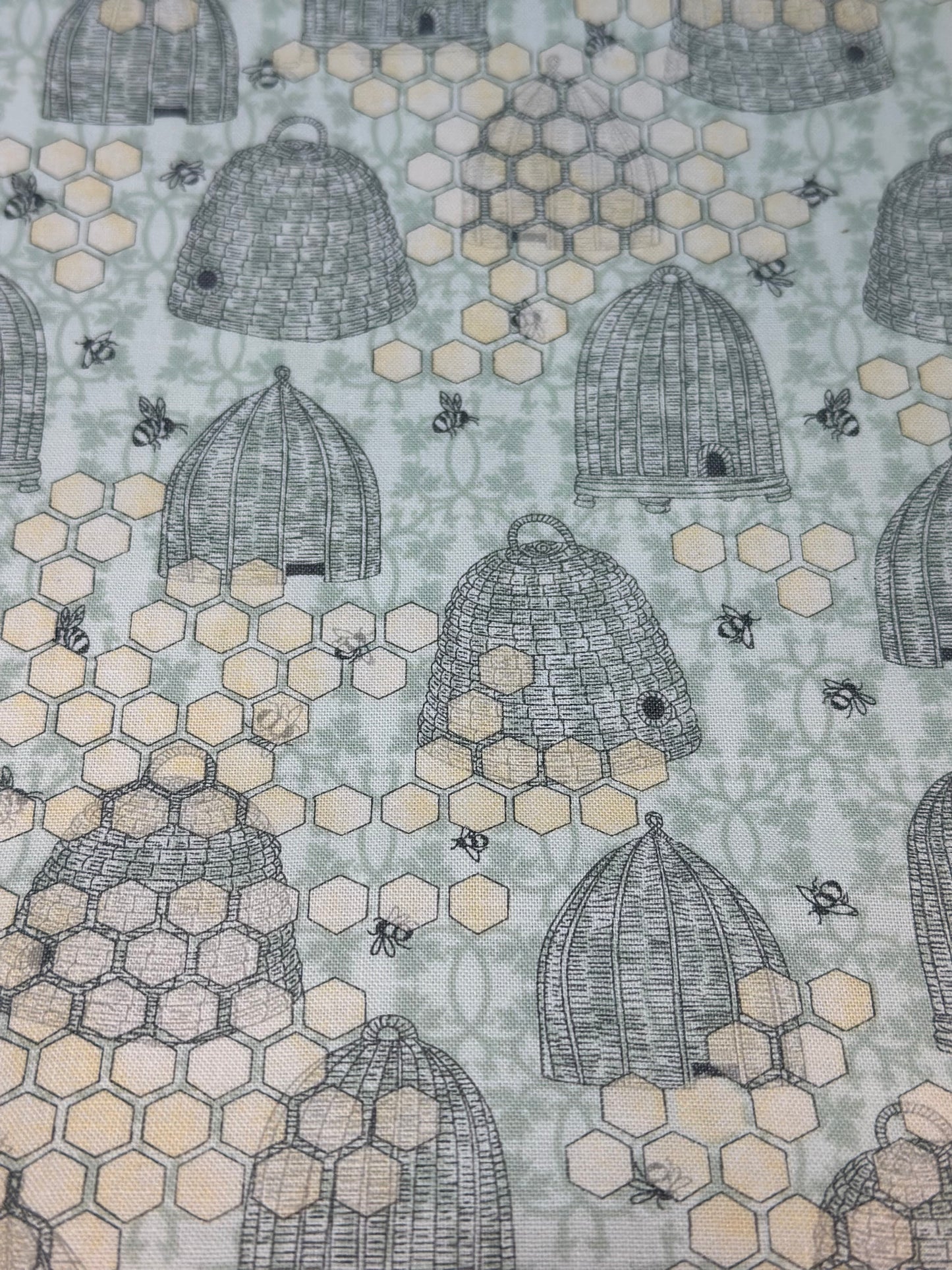 Sweet As Can Bee Hive & Honeycomb 78814 A62028