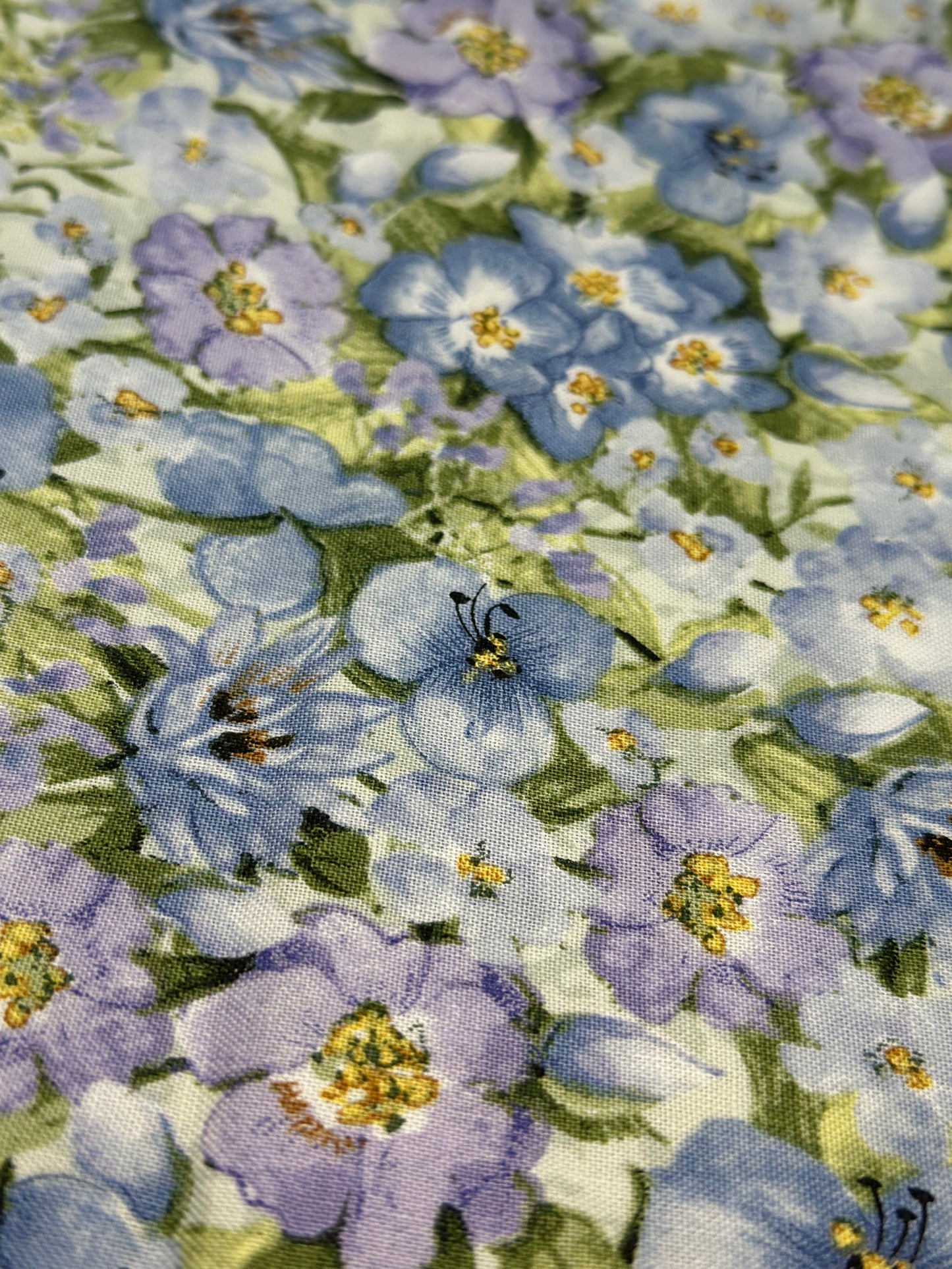 Sweet As Can Bee Packed Floral 78815 A62028