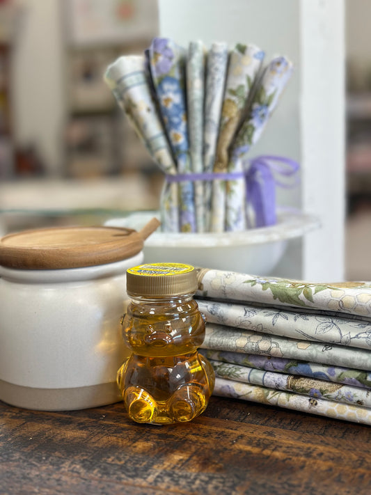 Sweet As Can Bee Fat Quarter Bundle