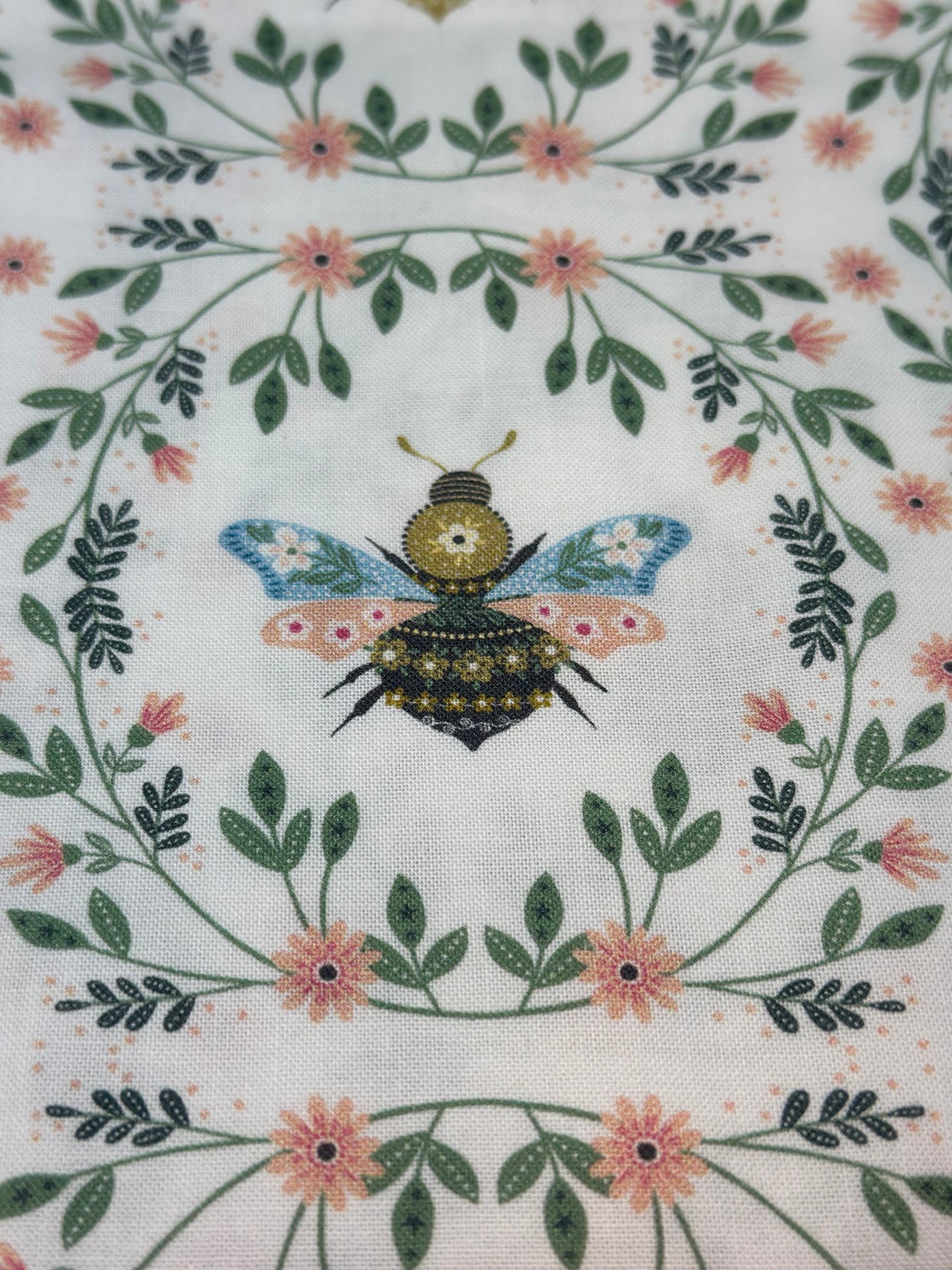 Sting Like A Bee Stella D3281 To Bee or Not to Bee